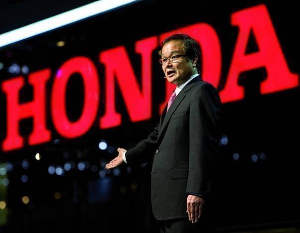 Takanobu Ito auf Hondas Pressekonferenz in Genf. Foto: Honda/auto-reporter.net